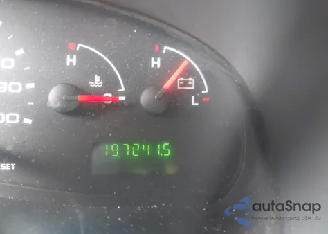 2005 Ford E-150 Commercial/Recreational z USA, uszkodzony, nr VIN 1FTRE14W75HA41442